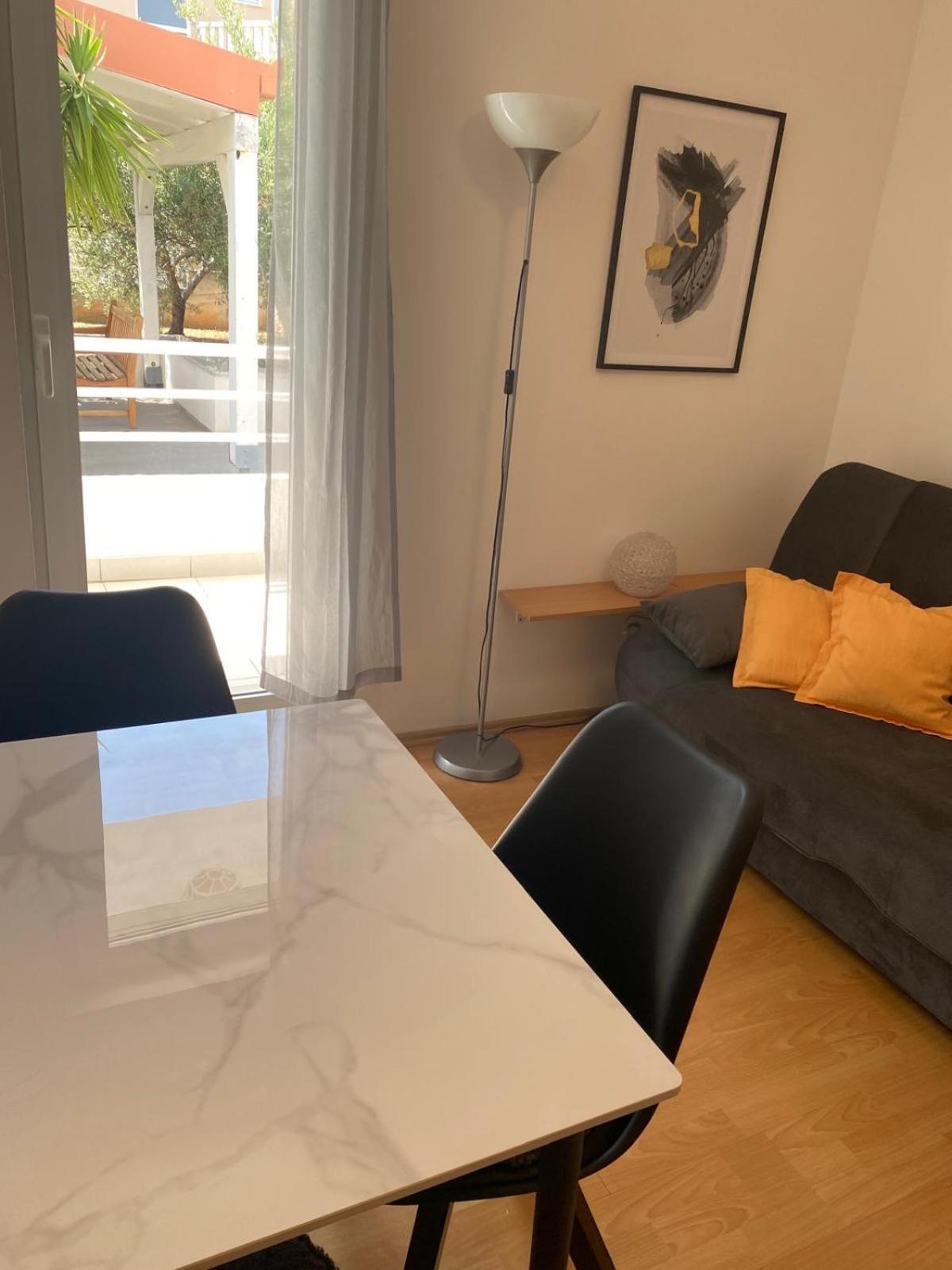 Appartement House Agradable à Seget Vranjica Extérieur photo